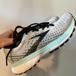 Brooks Womems Ghost 13 Shoes